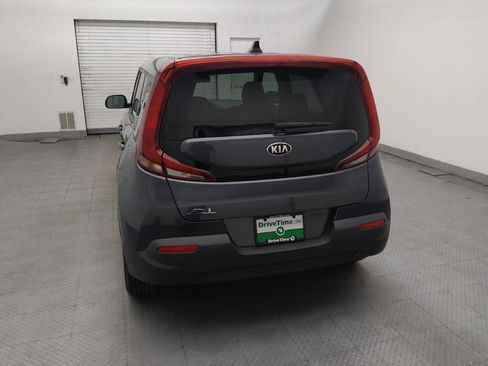 Used 2020 Kia Soul LX FWD image 6