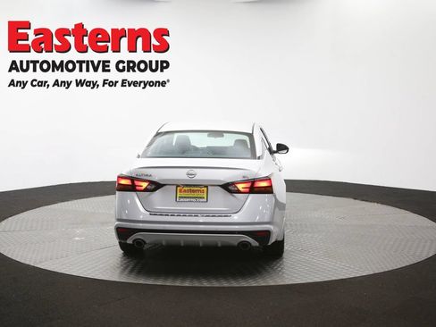 Used 2023 Nissan Altima 2.5 SL FWD image 40