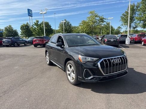 Used 2021 Audi Q3 2.0T Premium w/ Convenience Package AWD/4WD image 5