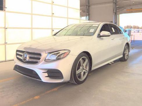 Used 2017 Mercedes-Benz E 300 image 1