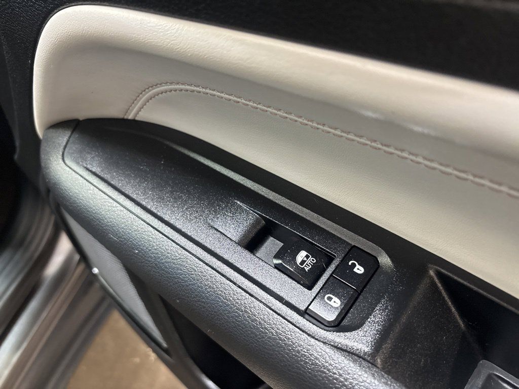 Certified 2023 Jeep Compass Limited AWD/4WD image 43