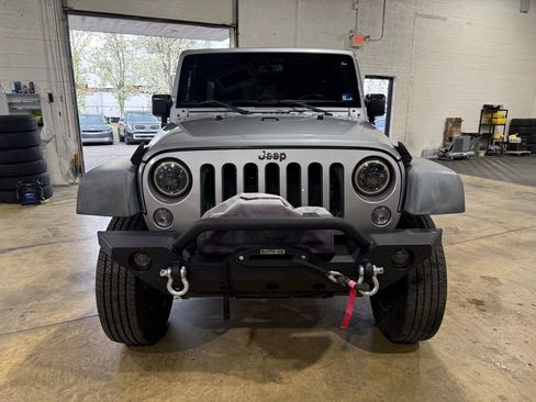 Used 2015 Jeep Wrangler Unlimited Sport w/ Quick Order Package 24S AWD/4WD image 2