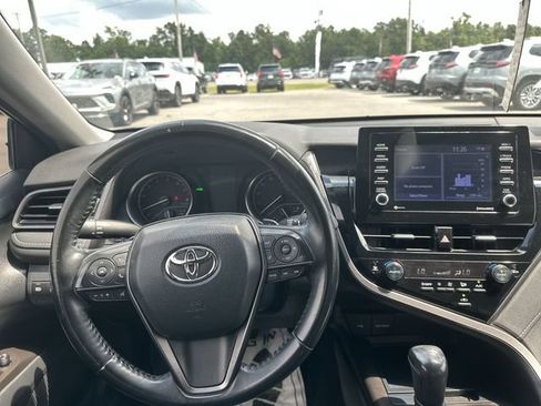Used 2023 Toyota Camry SE w/ Convenience Package FWD image 12