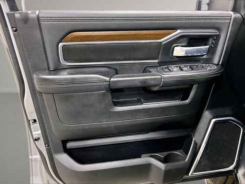 Used 2024 RAM 2500 Laramie image 20