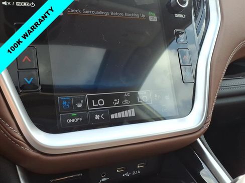 Certified 2022 Subaru Outback Touring w/ Popular Package #2 AWD/4WD image 13