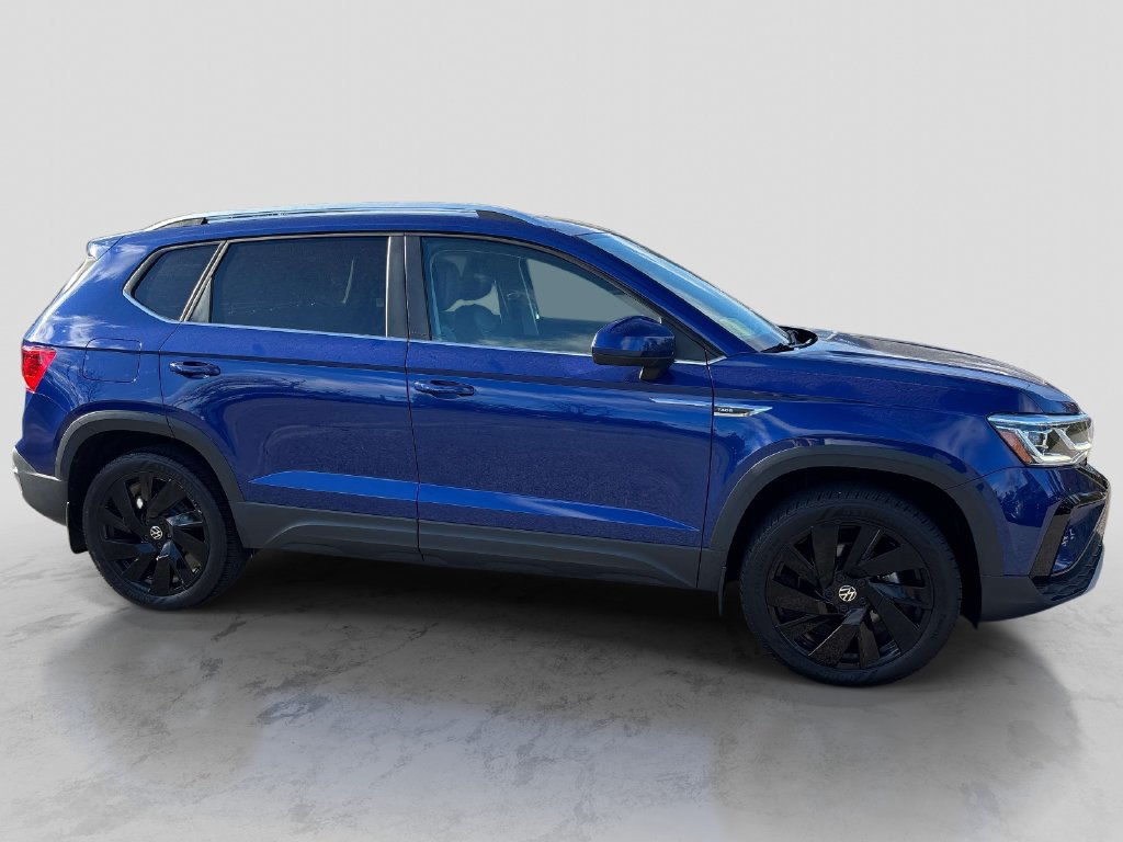 Certified 2024 Volkswagen Taos SEL AWD/4WD image 6