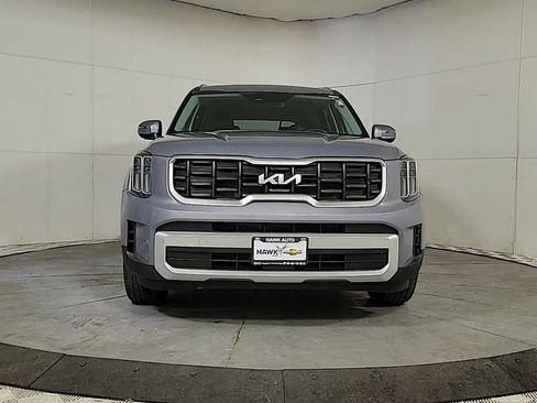 Used 2025 Kia Telluride S image 2