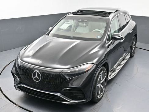 Used 2023 Mercedes-Benz EQS 580 4MATIC SUV image 43