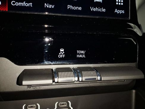 Used 2022 RAM 1500 Rebel w/ Off Road Group AWD/4WD image 23