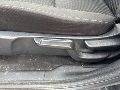 Used 2016 Honda HR-V EX image 18