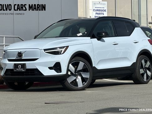 Used 2025 Volvo EX40 Ultra w/ Protection Package Premier image 1