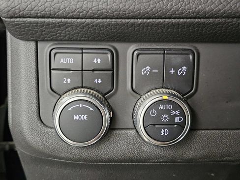 Used 2021 GMC Yukon Denali AWD/4WD image 41