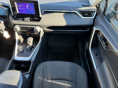 Used 2023 Toyota RAV4 LE image 20