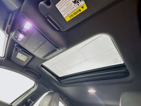 Used 2021 MAZDA MAZDA3 s image 26