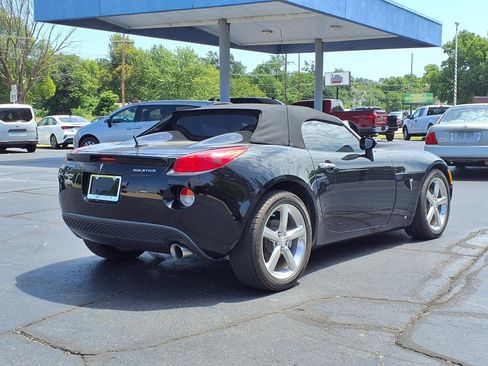 Used 2009 Pontiac Solstice Convertible w/ Preferred Package RWD image 9