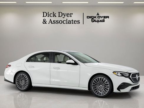Used 2026 Mercedes-Benz E 350 Sedan image 2