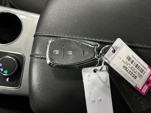 Used 2022 Chevrolet Blazer LT FWD image 22