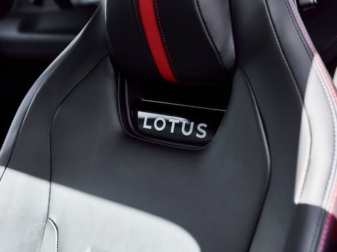 Used 2026 Lotus Emira RWD image 44