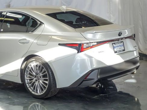 Used 2022 Lexus IS 300 AWD w/ Premium Package image 10
