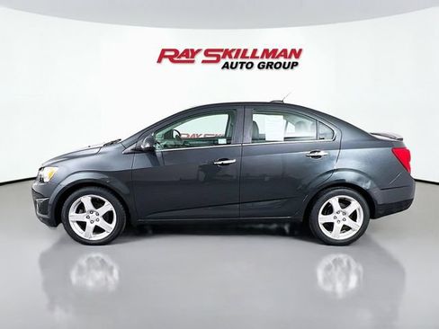 Used 2015 Chevrolet Sonic LTZ FWD image 4