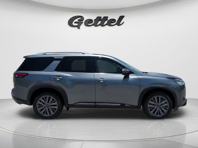 Certified 2023 Nissan Pathfinder SL w/ SL Premium Package