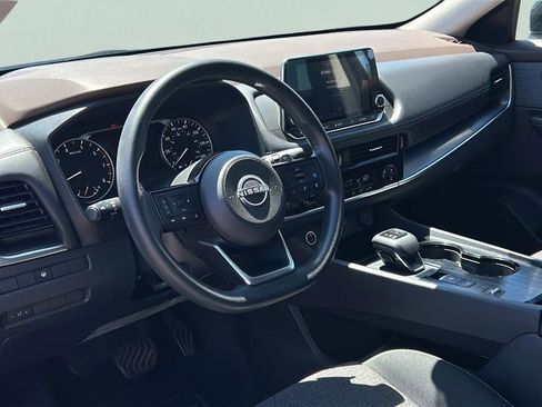 Used 2022 Nissan Rogue SV FWD image 13