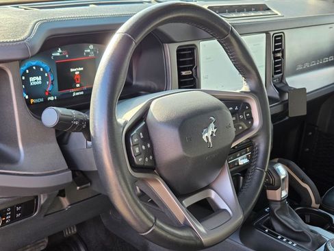 Used 2025 Ford Bronco Badlands AWD/4WD image 24