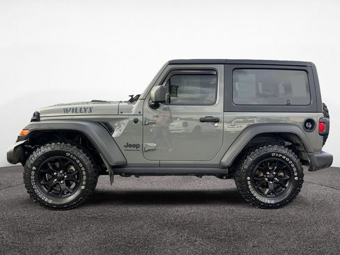 Used 2022 Jeep Wrangler Willys image 2