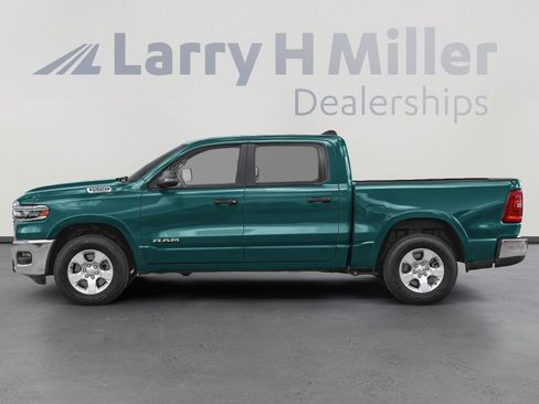 New 2026 RAM 1500 Big Horn AWD/4WD image 3