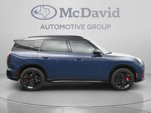 Used 2025 MINI Cooper Countryman John Cooper Works w/ Comfort Package Max AWD/4WD image 9
