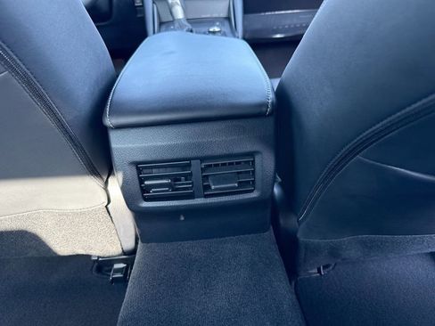 Used 2025 Lexus IS 350 F Sport RWD image 18