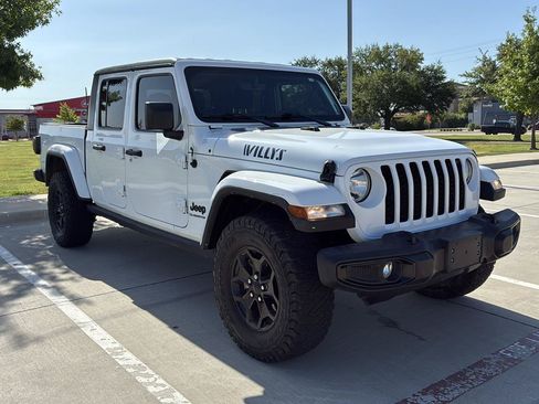 Used 2021 Jeep Gladiator Sport AWD/4WD image 5