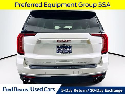 Used 2022 GMC Yukon XL Denali image 8