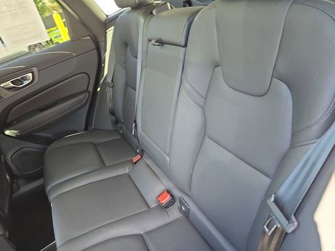 Certified 2023 Volvo XC60 B5 Plus image 13