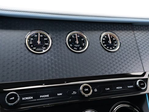 Used 2025 Bentley Continental GT Speed image 34