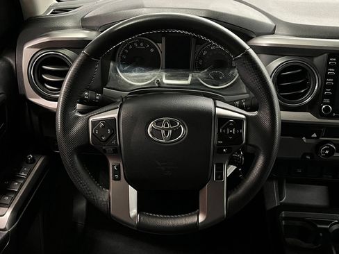 Used 2023 Toyota Tacoma SR5 RWD image 8