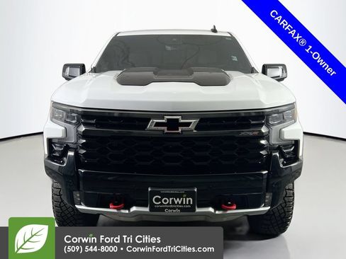 Used 2025 Chevrolet Silverado 1500 ZR2 w/ Technology Package AWD/4WD image 4