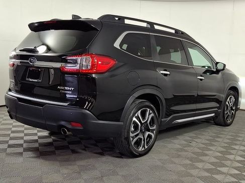 Used 2024 Subaru Ascent Touring AWD/4WD image 9