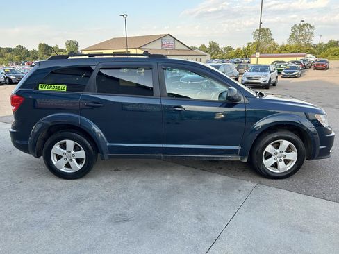 Used 2015 Dodge Journey FWD image 4