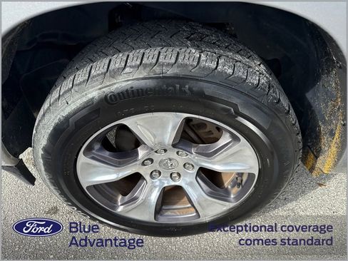 Used 2019 RAM 1500 Laramie image 12