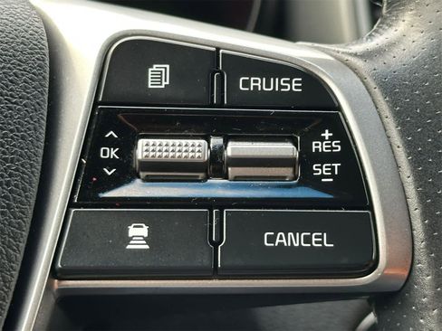 Used 2019 Kia Sorento SX image 24