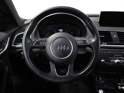 Used 2018 Audi Q3 2.0T Premium Plus w/ Premium Plus Package image 23