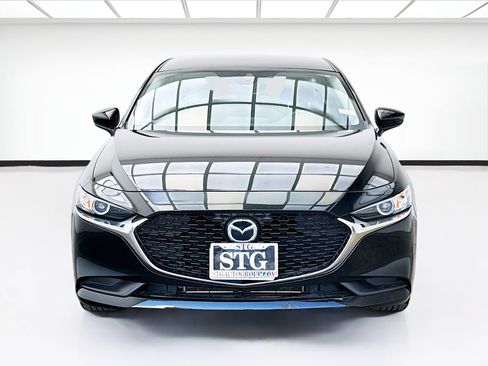 Used 2021 MAZDA MAZDA3 s FWD image 2