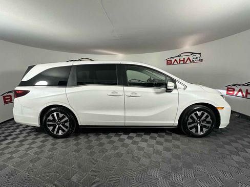 Used 2025 Honda Odyssey EX-L image 10
