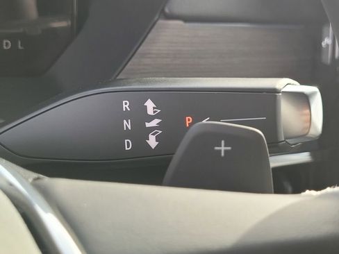 New 2026 GMC Acadia Denali w/ Super Cruise Package image 22