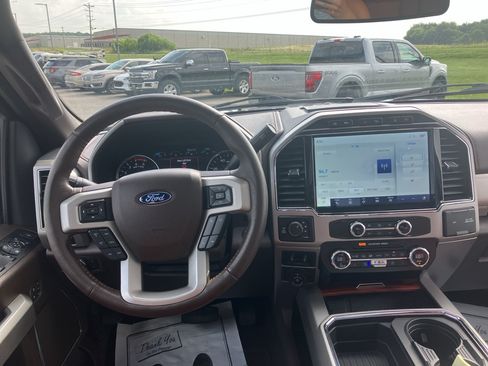 Used 2022 Ford F250 King Ranch w/ King Ranch Ultimate Package AWD/4WD image 9