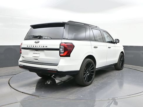 Used 2023 Ford Expedition Limited RWD image 11