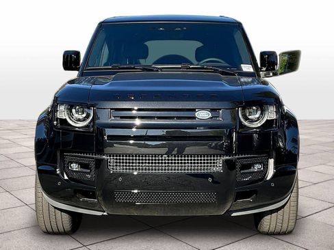 New 2025 Land Rover Defender 130 V8 image 5