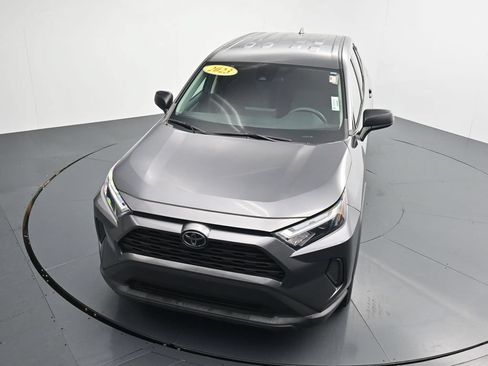Used 2023 Toyota RAV4 LE AWD/4WD image 25