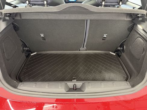 Certified 2025 MINI Cooper 2-Door Hardtop FWD image 5